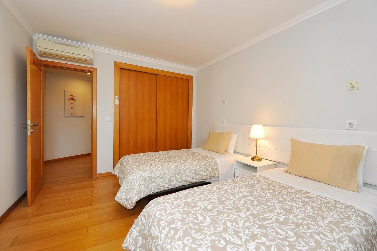 T2 Centro - Ribeira Vinhas Apartamento *